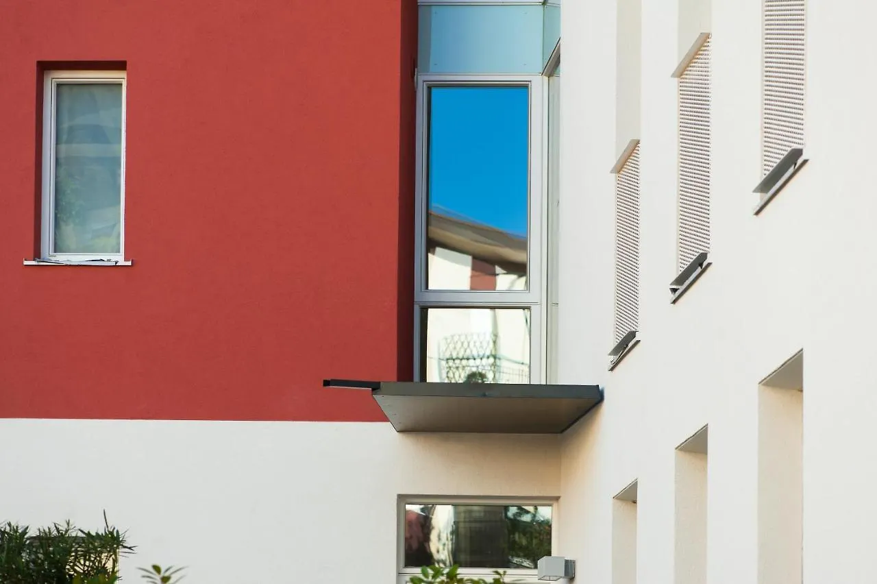 Appartement Eco Residence Varèse Italie