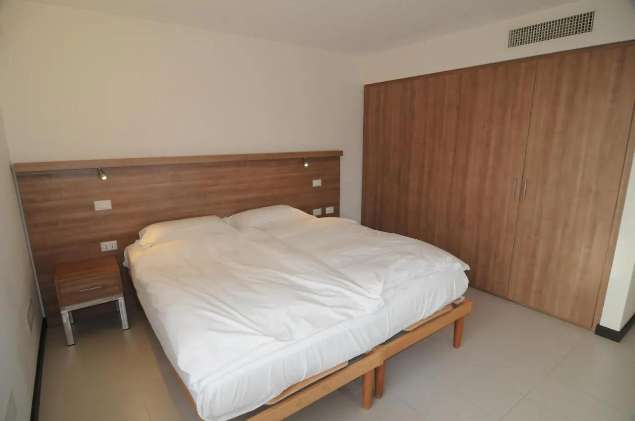 Eco Residence Varèse 0*,  Italie